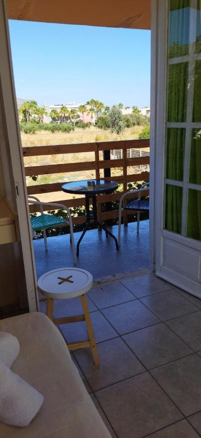 Cleo Rooms 250M From The Beach Mália Exterior foto