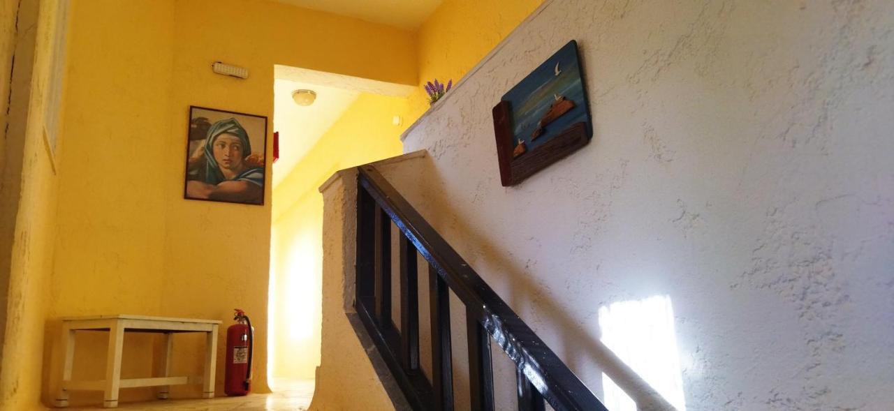 Cleo Rooms 250M From The Beach Mália Exterior foto