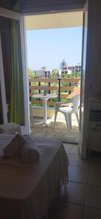Cleo Rooms 250M From The Beach Mália Exterior foto