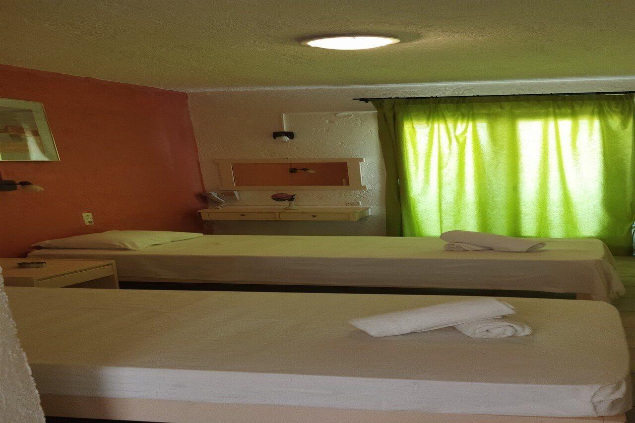 Cleo Rooms 250M From The Beach Mália Exterior foto