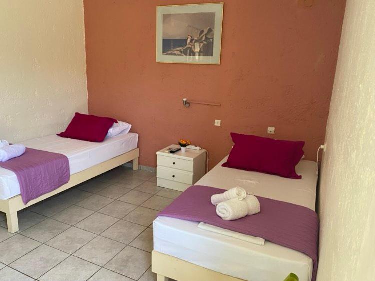 Cleo Rooms 250M From The Beach Mália Exterior foto